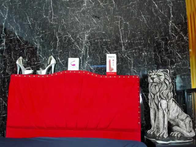 Nicole1Sweet live cam on BongaCams