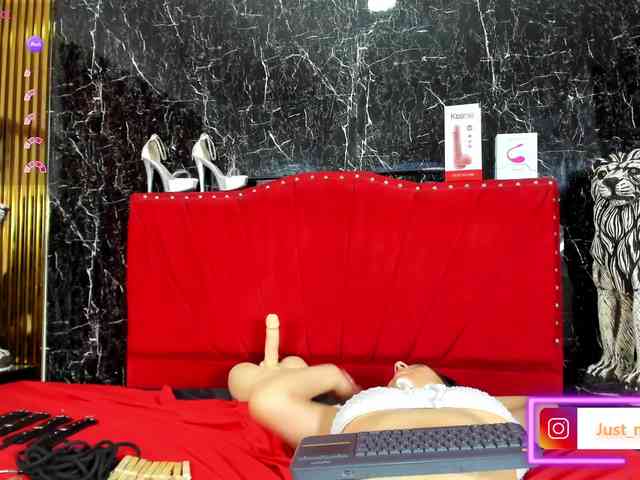 Nicole1Sweet webcam