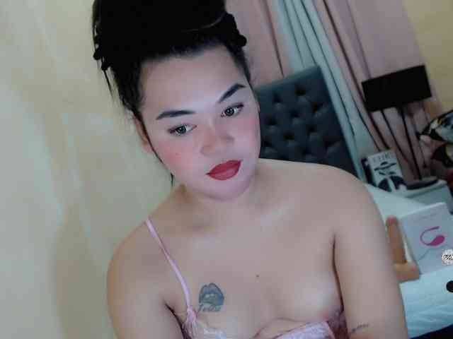 TastefullyYoursx... Live Webcam on BongaCams