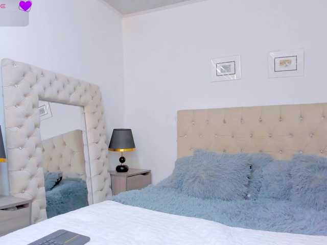 Sarahfox live cam