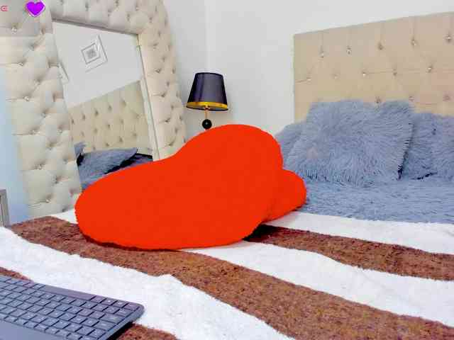 Sarahfox webcam