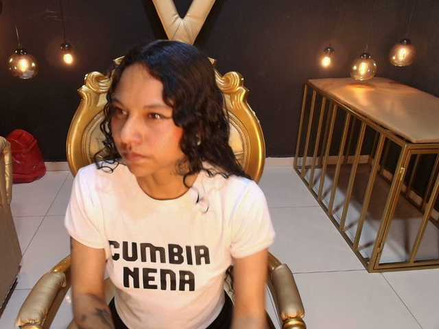 Sweettpleasure live webcam show