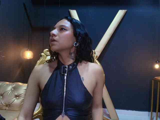 Sweettpleasure webcam