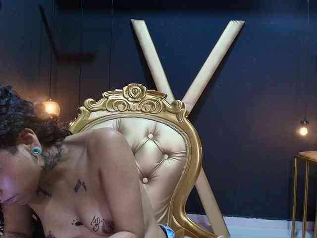 Sweettpleasure webcam