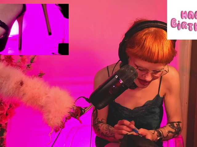 tacodeluxe's BongaCams show and profile