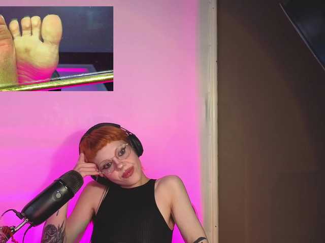 tacodeluxe's BongaCams show and profile