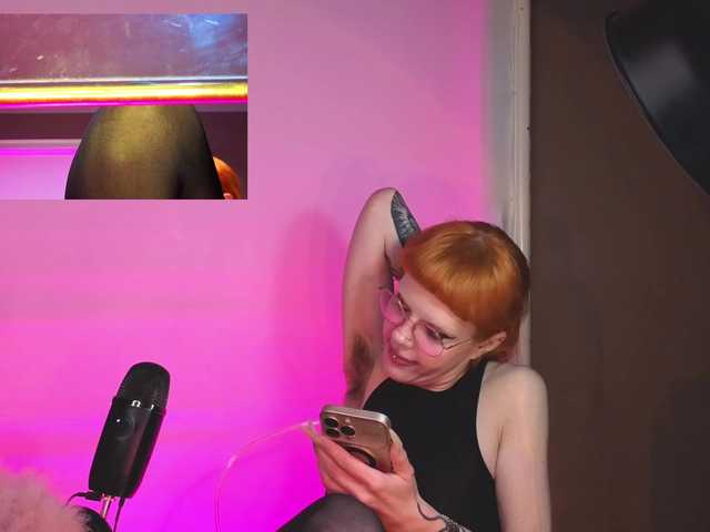 tacodeluxe's BongaCams show and profile