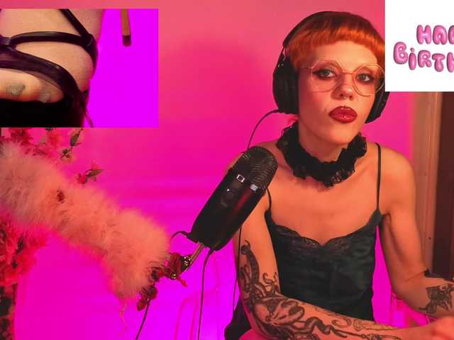 tacodeluxe's BongaCams show and profile