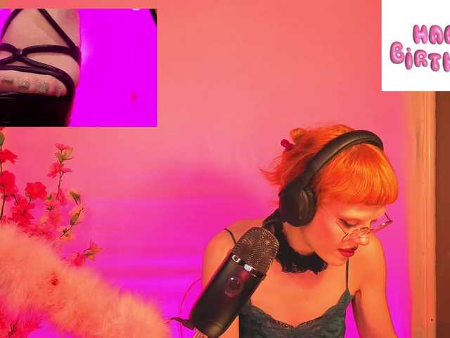 tacodeluxe's BongaCams show and profile