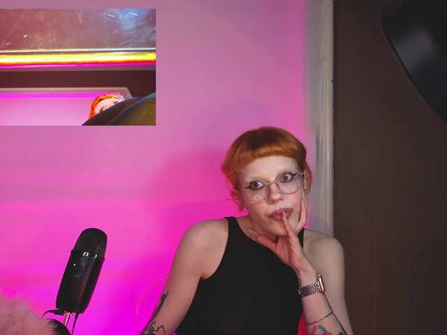 tacodeluxe's BongaCams show and profile