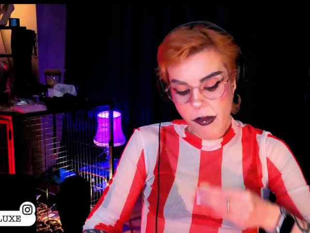 Modella: tacodeluxe