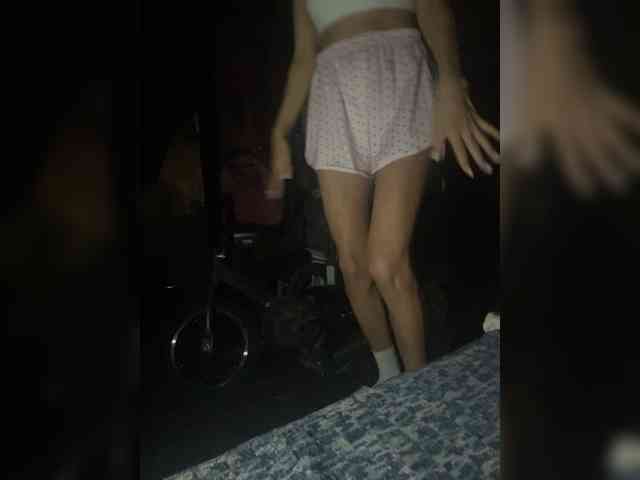 Nikitka16645 webcam