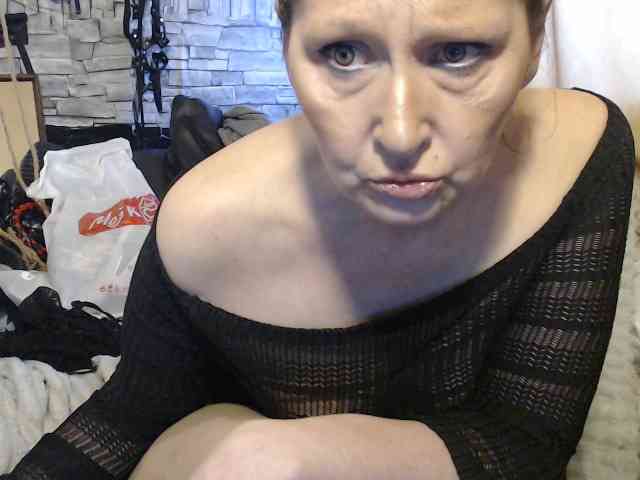 LOLA1ST webcam