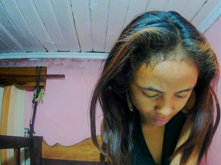 Reinewallashy3's Live Webcam