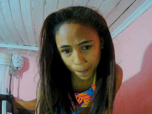 Roxanne03