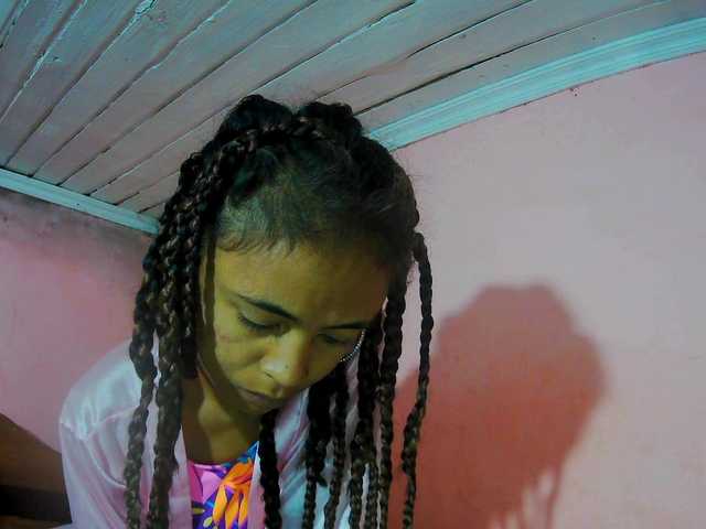 Roxanne03's BongaCams show and profile