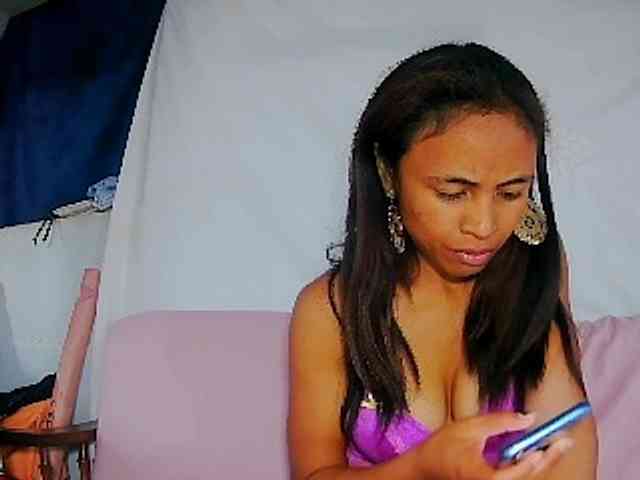 Roxanne03