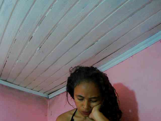 Reinewallashy3 webcam