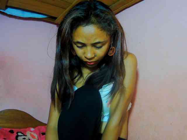 Reinewallashy3 webcam