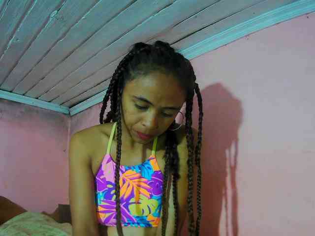 Reinewallashy3 webcam