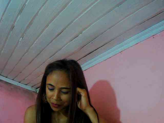 Reinewallashy3 webcam