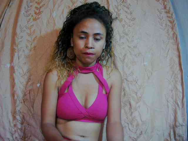 Reinewallashy3 webcam