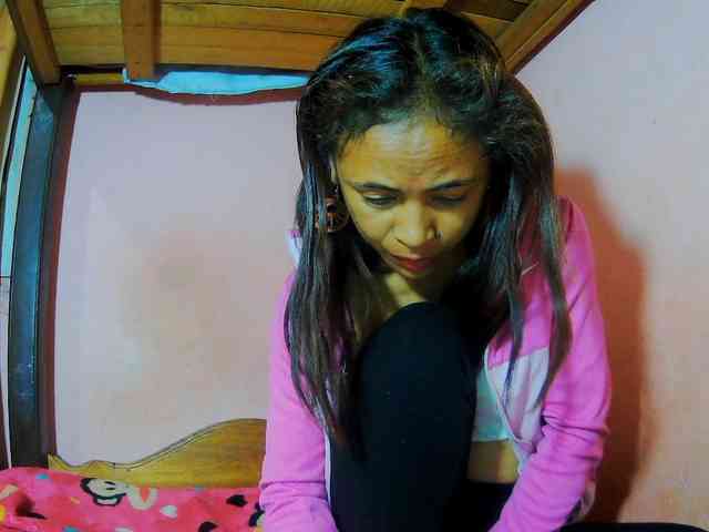 Reinewallashy3 webcam
