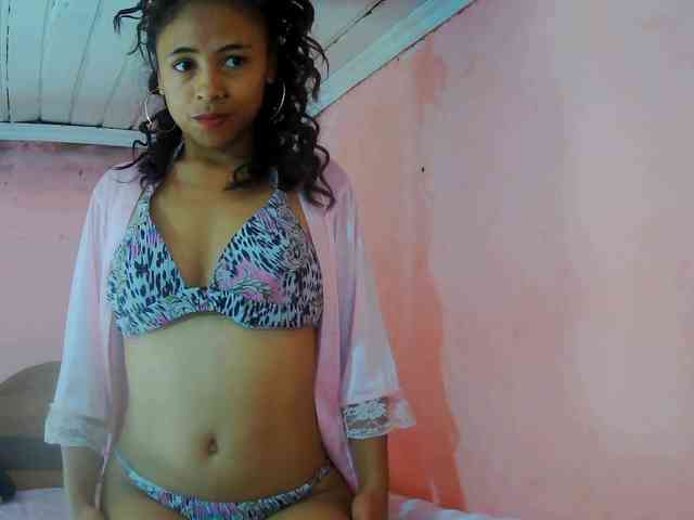 Reinewallashy3 webcam