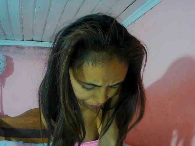 Reinewallashy3 webcam