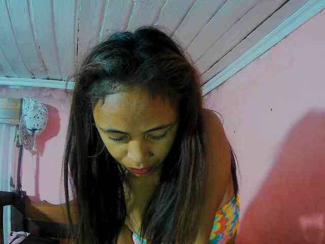 Reinewallashy3 webcam