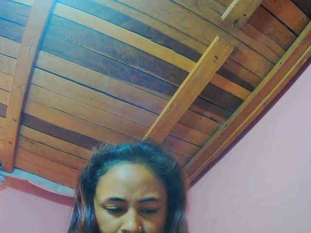 Reinewallashy3 webcam