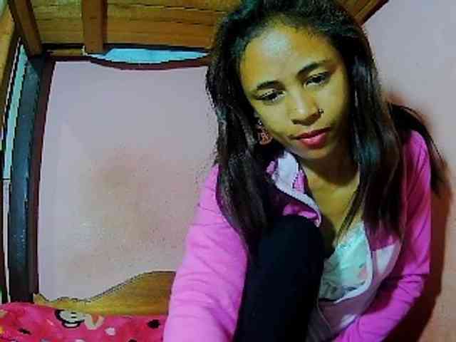 Reinewallashy3 webcam
