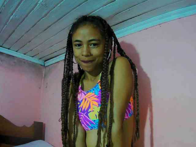 Reinewallashy3 webcam