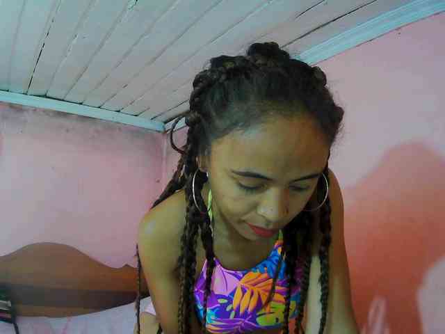 Reinewallashy3 webcam