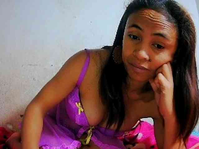 Reinewallashy3 webcam