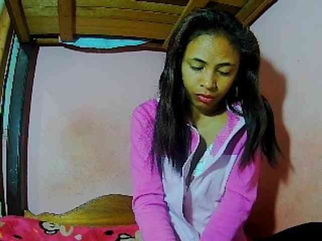 Reinewallashy3 webcam