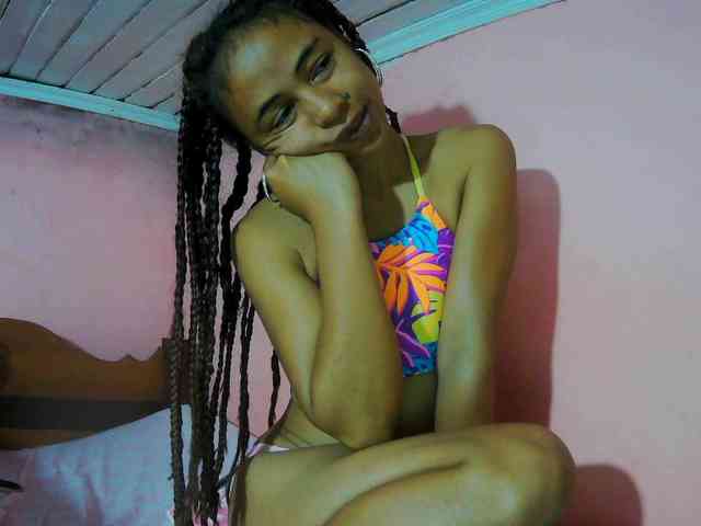 Reinewallashy3 webcam