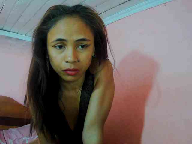 Reinewallashy3 webcam