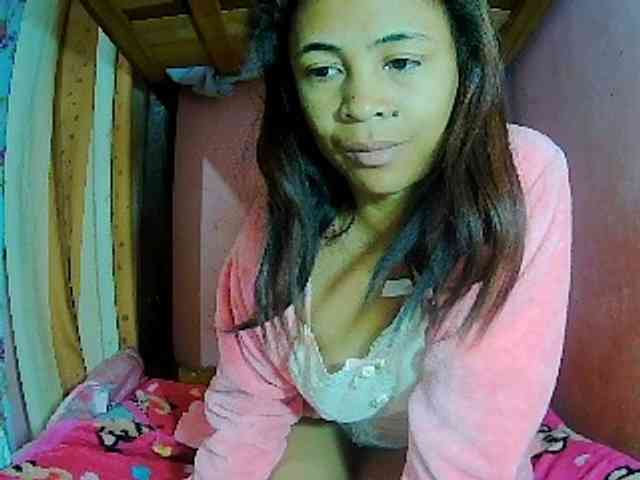 Reinewallashy3 webcam