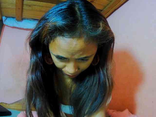 Reinewallashy3 webcam