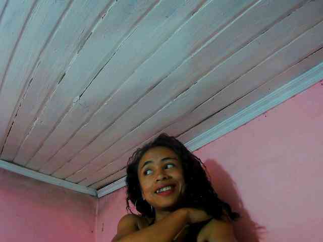 Reinewallashy3 webcam