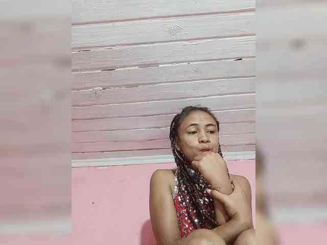 Reinewallashy3 webcam