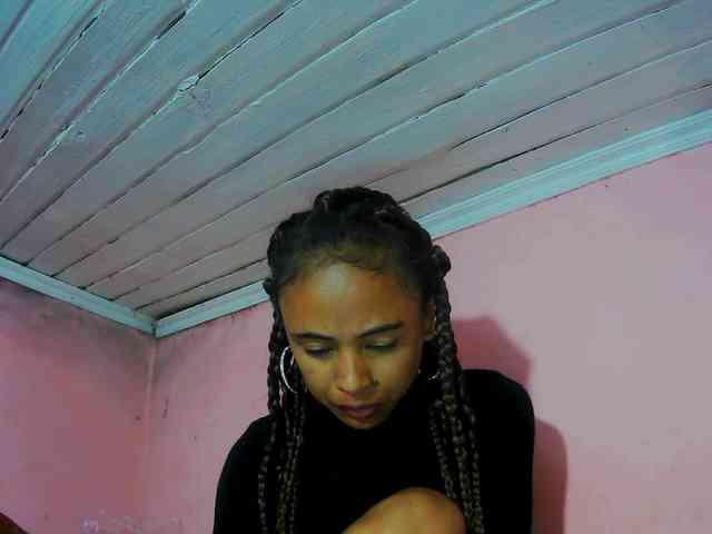 Reinewallashy3 webcam