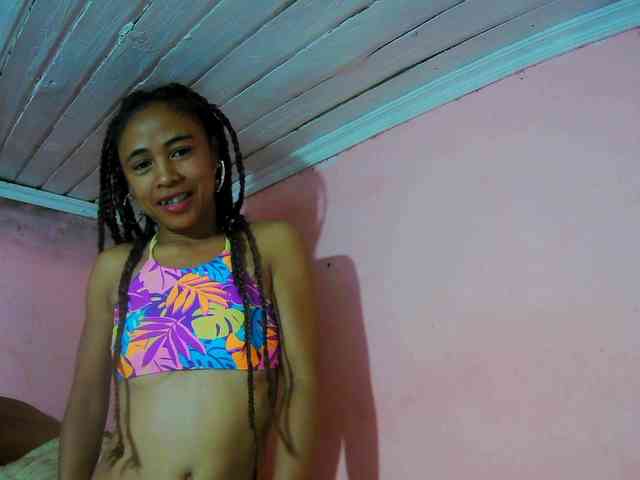 Reinewallashy3 webcam