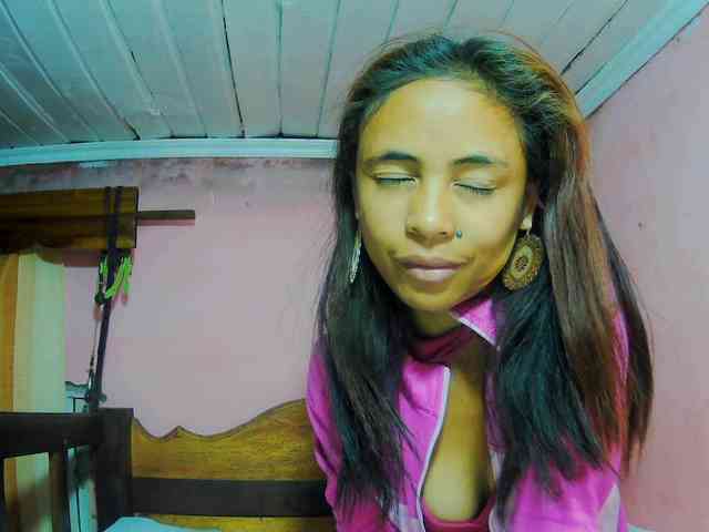 Reinewallashy3 webcam