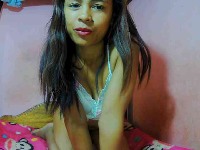 Reinewallashy3 webcam
