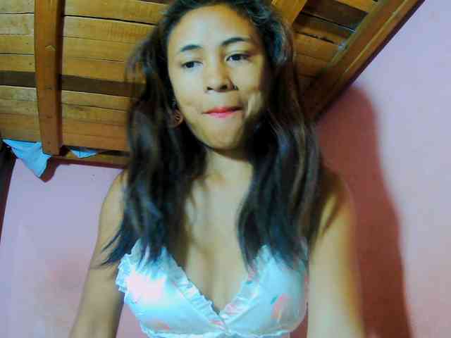 Reinewallashy3 webcam