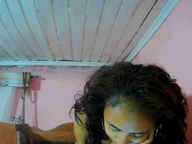 Reinewallashy3 webcam