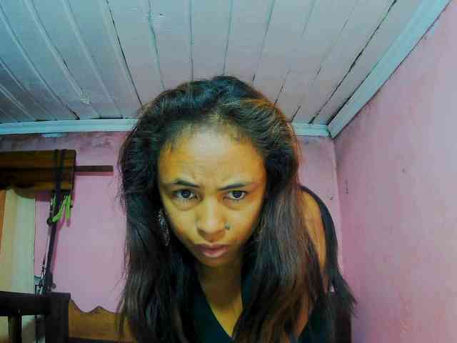 Reinewallashy3 webcam