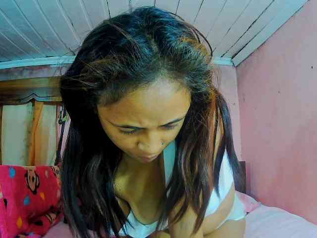 Reinewallashy3 webcam